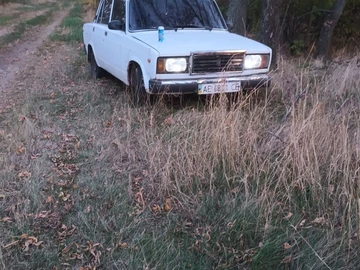 Авто ВАЗ 2107 1987 № 7998170