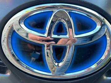 Авто Toyota Prius 2015 № 7998193