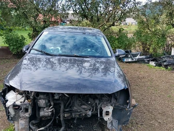 Авто Volkswagen Passat Hatchback 2004 № 7998573