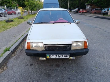 Авто ВАЗ 21099 1999 № 7998601