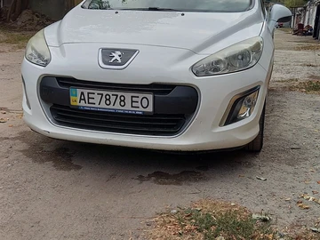 Авто Peugeot 308 2011 № 7998663