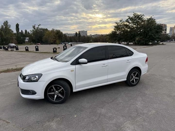 Авто Volkswagen Polo 2012 № 7998697