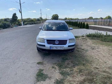 Авто Volkswagen Passat Sedan 2001 № 7998698