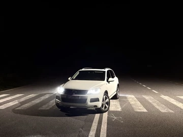 Авто Volkswagen Touareg 2012 № 7998918