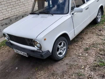 Авто ВАЗ 2101 1995 № 7999173