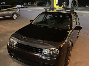 Авто Volkswagen Golf 1999 № 7999211