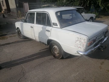 Авто ВАЗ 2111 1987 № 7999217
