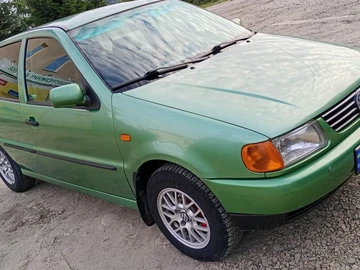 Авто Volkswagen Polo 1999 № 7999328