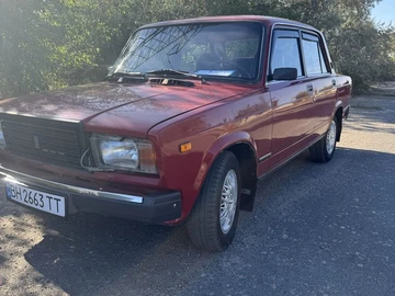 Авто ВАЗ 2107 1994 № 7999759