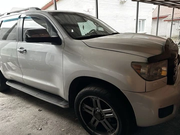Авто Toyota Sequoia 2008 № 7999933