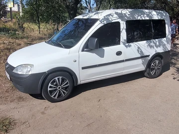 Авто Opel Combo 2004 № 7999939