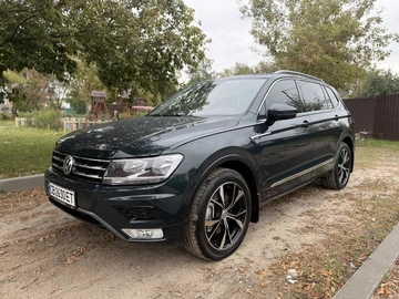 Авто Volkswagen Tiguan 2020 № 7999953