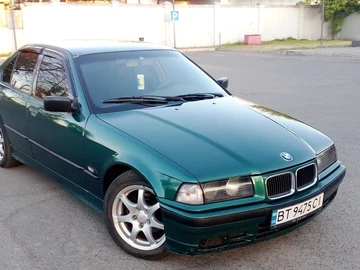Авто BMW 3 Серия 1993 № 8000103