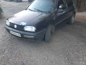 Авто Volkswagen Golf 1994 № 8000130