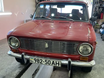 Авто ВАЗ 2101 1980 № 8000305