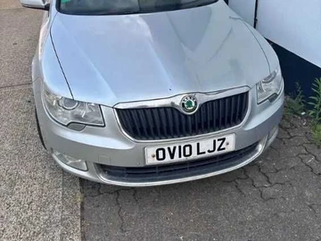 Авто Skoda Superb 2010 № 8000318
