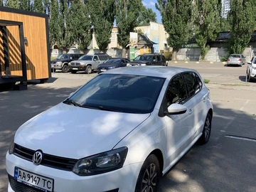 Авто Volkswagen Polo 2010 № 8000337