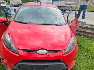 Авто Ford Fiesta 2010 № 8000447