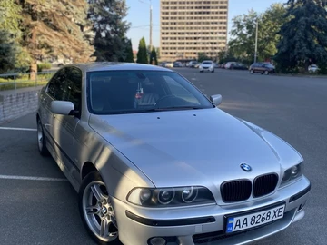Авто BMW 5 Серия 2002 № 8000526