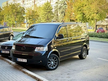 Авто Volkswagen Multivan 2008 № 8000549