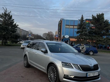 Авто Skoda Octavia 2018 № 8000661