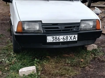 Авто ВАЗ 2109 1992 № 8000798