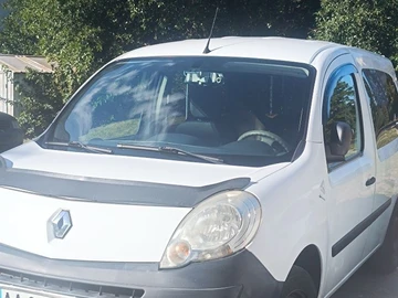 Авто Renault Kangoo Passenger 2010 № 8000843