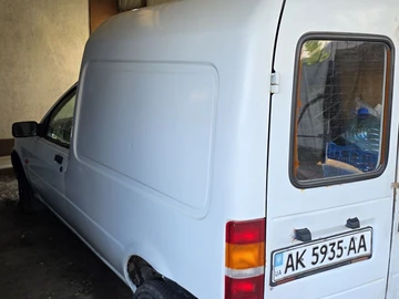 Авто Ford Fiesta 1994 № 8000867