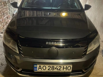 Авто Volkswagen Passat Variant 2012 № 8000930