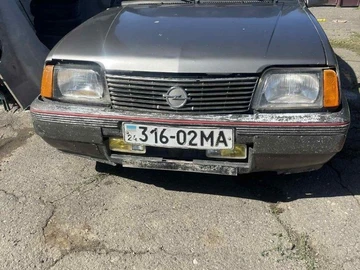 Авто Opel Ascona 1984 № 8000934