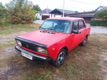 Авто ВАЗ 2105 1983 № 8000986