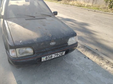 Авто Ford Escort 1990 № 8001074