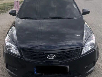 Авто KIA Cee X27 D 2009 № 8001163