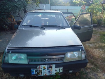 Авто ВАЗ 2109 1993 № 8001221