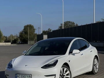 Авто Tesla Model 3 2019 № 8001338