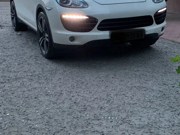Авто Porsche Cayenne 2011 № 8001350