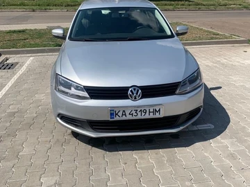 Авто Volkswagen Jetta 2010 № 8001375
