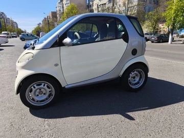 Авто smart Fortwo 2001 № 8001398