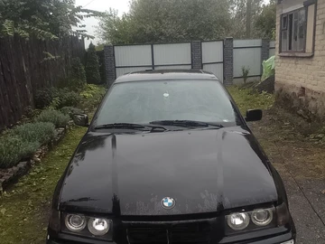 Авто BMW 3 Серия 1993 № 8001402
