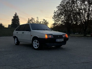 Авто ВАЗ 2109 1990 № 8001509