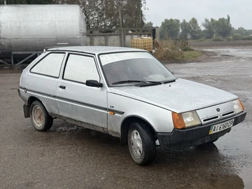 Авто ЗАЗ Таврия 2004 № 8001526