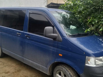 Авто Volkswagen Transporter 2004 № 8001532