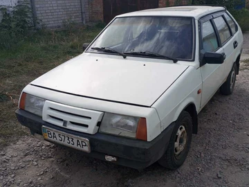 Авто ВАЗ 2109 1991 № 8001547