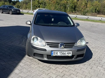 Авто Volkswagen Golf 2004 № 8001637