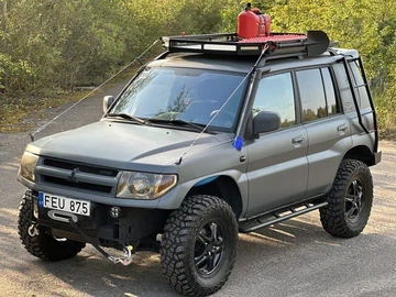 Авто Mitsubishi Pajero 2001 № 8001818