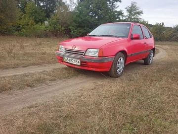 Авто Opel Kadett 1988 № 8002097