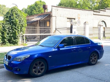 Авто BMW 5 Серия 2004 № 8002112