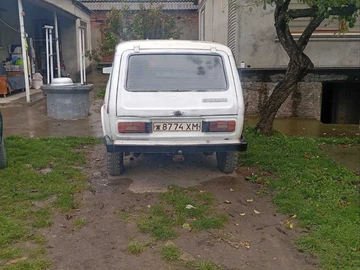 Авто ВАЗ 2121 1990 № 8002134
