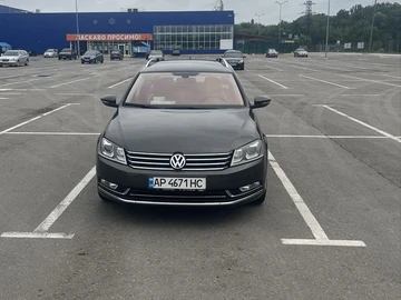 Авто Volkswagen Passat Variant 2012 № 8002151