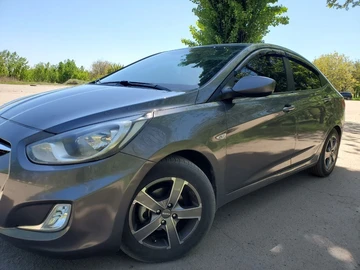Авто Hyundai Accent 2011 № 8002156